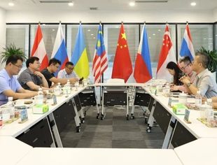 商会常务理事单位青岛顶峰国际教育与山东二七一教育集团、加拿大伊利堡国际学校成功举行国际教育合作暨海外留学研讨会