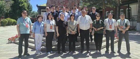 商会代表在“2024丝路工商发展恳谈会”期间赴新疆塔城实地考察