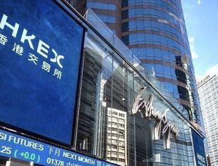 企业“扎堆儿”赴港上市