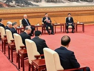 习近平同党外人士共迎新春