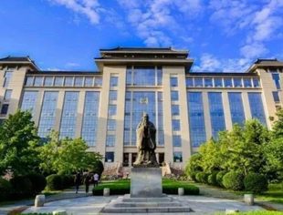 高校创新人才培养 驱动经济发展