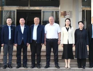 搭建地方出海合作桥梁 促进民企国际化发展 ——商会赴青岛走访调研