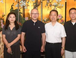会员风采丨拥抱Z世代！国潮IP品牌“福福贴贴”创始人到访商会会长单位红豆集团探讨战略合作