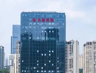 会领导动态丨何为“韧”?福州市总商会120周年榕商专访，商会副会长、永荣控股集团董事长吴华新道出企业家的“韧”性智慧