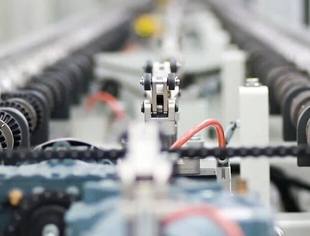 热点新闻丨从简单贴牌到深度协同 生产模式创新提升制造业竞争力