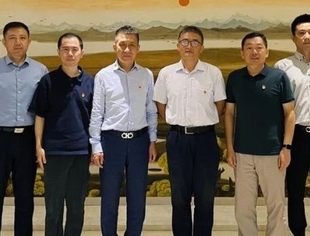 中非商会秘书处党支部召开 “学习贯彻习近平新时代中国特色社会主义思想” 主题教育专题组织生活会