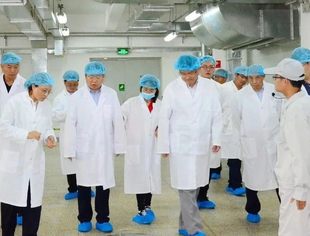 【会员动态】昆明常务副市长张斌一行莅临昆药集团调研指导