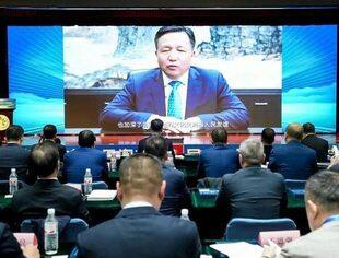 张新理事长：共筑繁荣与发展的新篇章