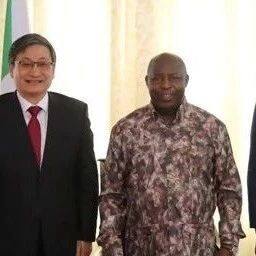 中国政府非洲事务特别代表刘豫锡访问布隆迪