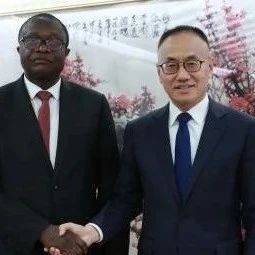 外交部副部长陈晓东会见布隆迪外交部常秘巴希卡科