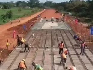 中企建设的喀麦隆恩恩公路竣工交付