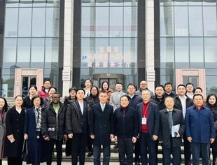 中非民间商会企业家代表团赴无锡和昆山座谈调研