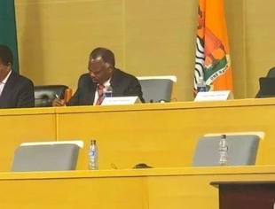 驻赞比亚大使出席赞首届国际投资大会开幕式