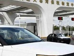 大连出关！2188台国产汽车“奔”赴非洲