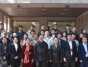 新时代民营企业家参与“一带一路”中非合作能力建设高级研修班在中央社院举办