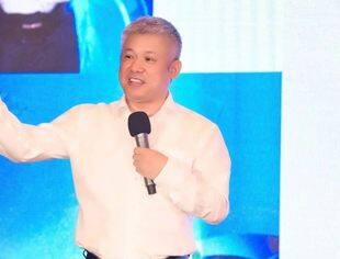 【秘书长】曾少军应邀到湖北碳交所演讲，荣任特聘专家