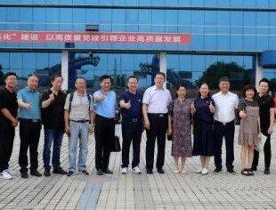 商会常务副会长李宝民一行考察随州专汽行业