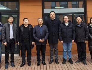 江苏省如皋市领导到商会对接洽谈