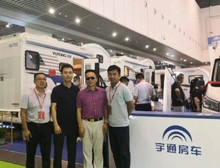 唐云光参加“2020成都房车露营博览会，之后前往成都蓉欧通用国际贸易有限公司参观考察