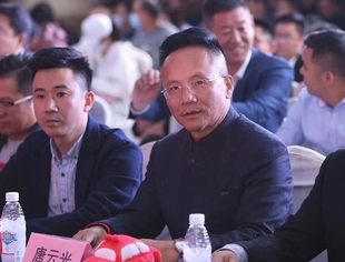 商会监事唐云光出席成都锦和汽车商业中心招商答谢会