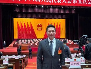 热烈祝贺全联汽车摩托车配件用品业商会副会长郭晓欣被广州市人大评定为2024年度履职优秀代表！