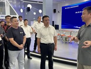 商会副会长单位——西国贸汽服基地组织商户学习参观北方国际职业教育集团，共谋产教融合新篇章