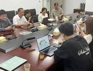 商会副会长林定海率团走进丹阳高新科创园——2025玉环汽配展奏响“工厂+供应链集成+出海”三重奏