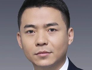 【理事企讯】欢迎德龙控股集团有限公司创始人、总裁王乾加入并购公会