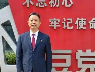 【副会长风采】《现代快报》追星当追这样的星｜周海江：党建引领“红豆”路