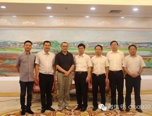 厦门市市长裴金佳会见并购公会会长王巍