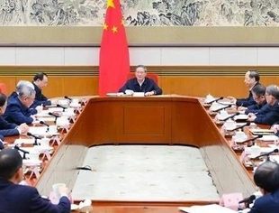 李强主持召开各民主党派中央、全国工商联负责人和无党派人士代表座谈会 听取对政府工作报告的意见建议