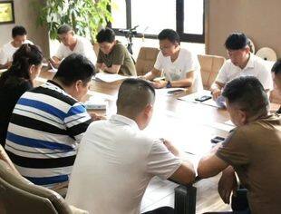水北商会服务行业支部召开支部会议和“主题党日”活动