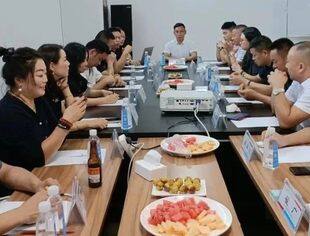 认真总结找差距、勤于反思补短板  我会常务领导班子第八次扩大会议（暨）赴沪商考交流总结会召开