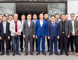 昆山市工商企业界文化艺术交流促进会一行到访昆山市四川商会参观交流