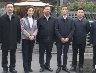 杭东副市长带队考察成都福州商会