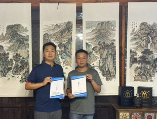 中国白酒品牌孵化器与香港正鼎国际达成战略合作，香港筹备处正式成立，推动中国白酒文化国际化发展