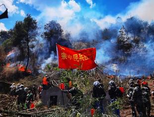 宗申550余名志愿者奔赴火场