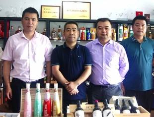 ｜走访活动｜商会秘书长聂中华一行走访我会副会长谢艳春单位