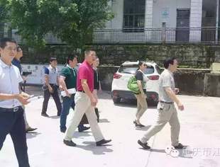商会领导前往丰都县考察拟援建希望小学