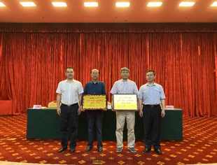 成渝经济圈首批民营（外来）企业投诉服务工作站落户我会