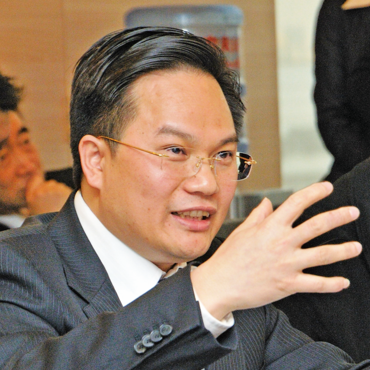 郑志